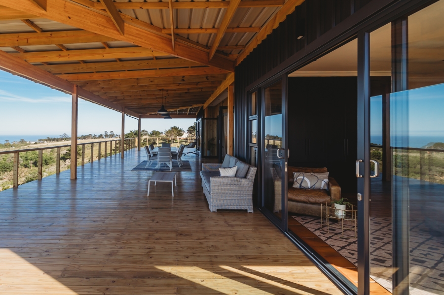 4 Bedroom Property for Sale in Hansmoeskraal A H Western Cape